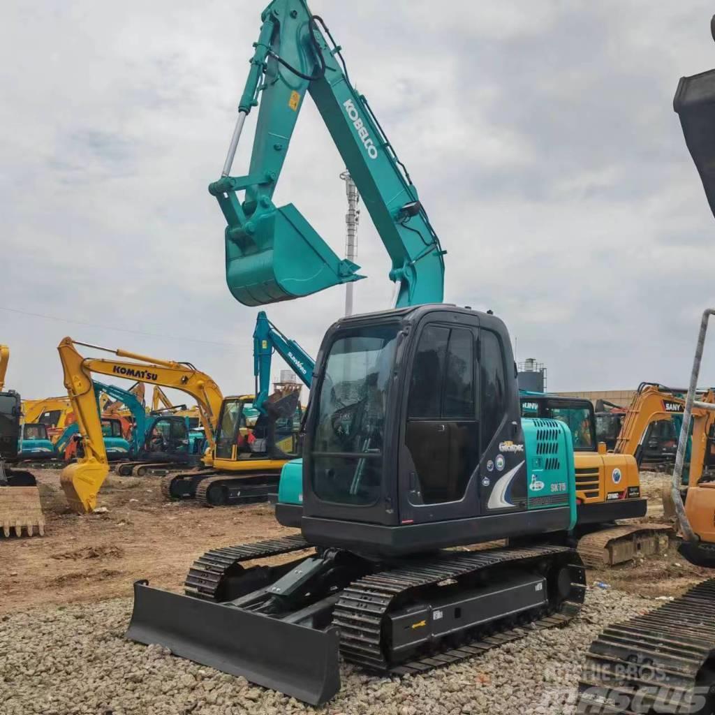 Kobelco SK 75 Excavadoras sobre orugas