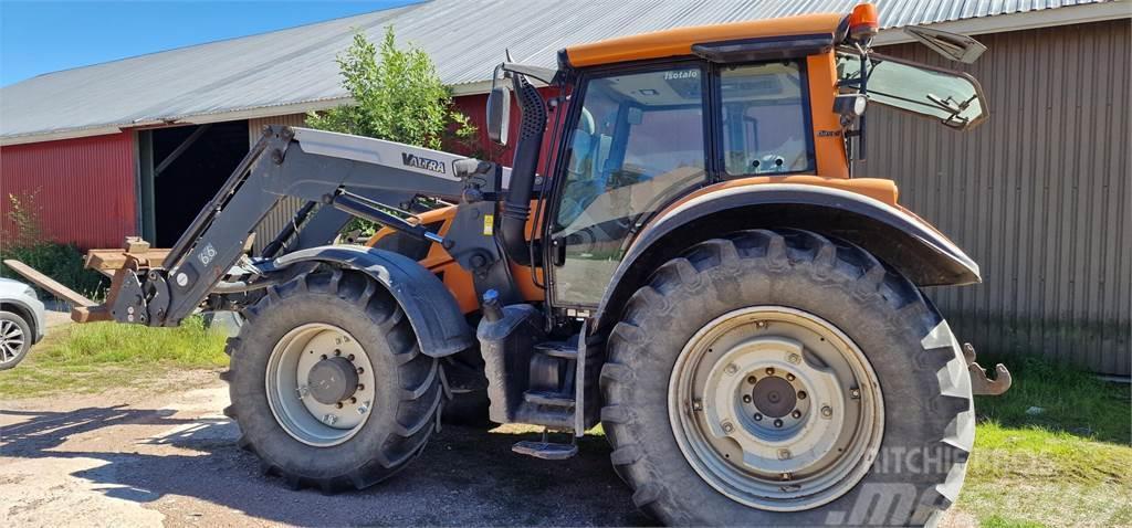 Valtra N163 Tractores