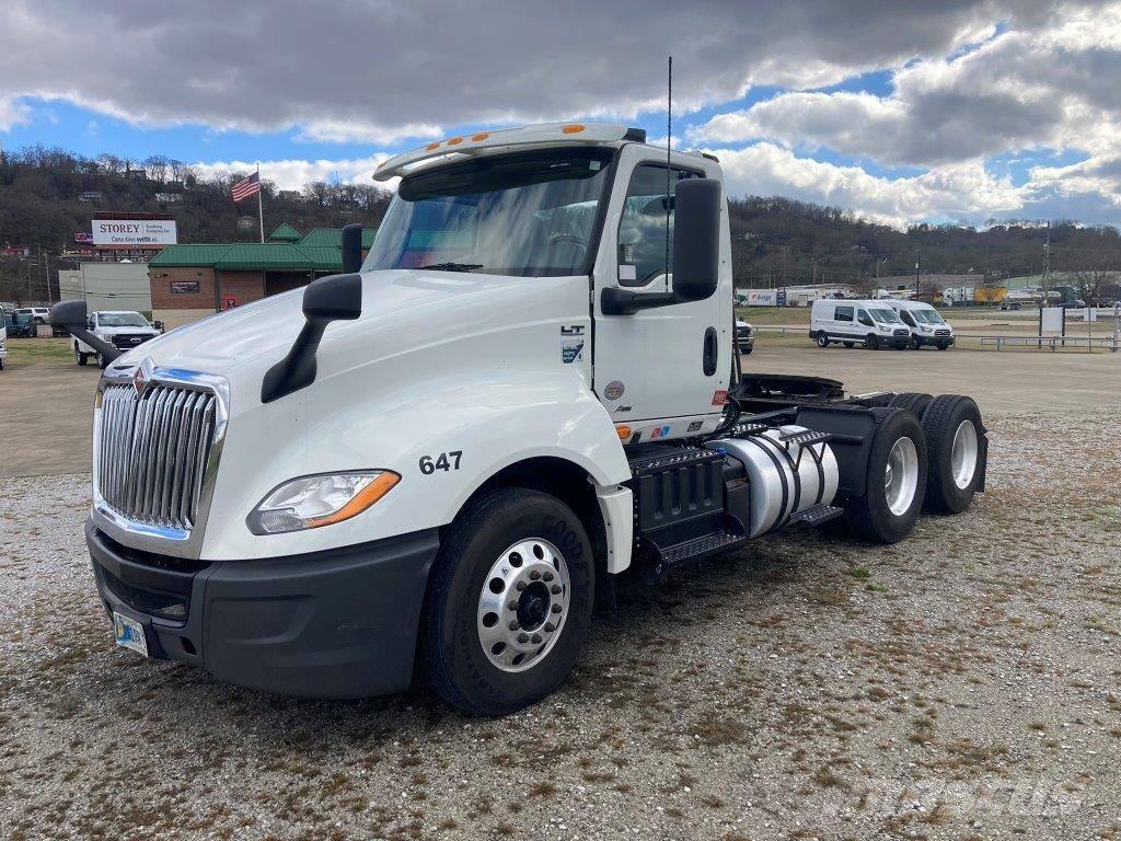 International LT Camiones tractor