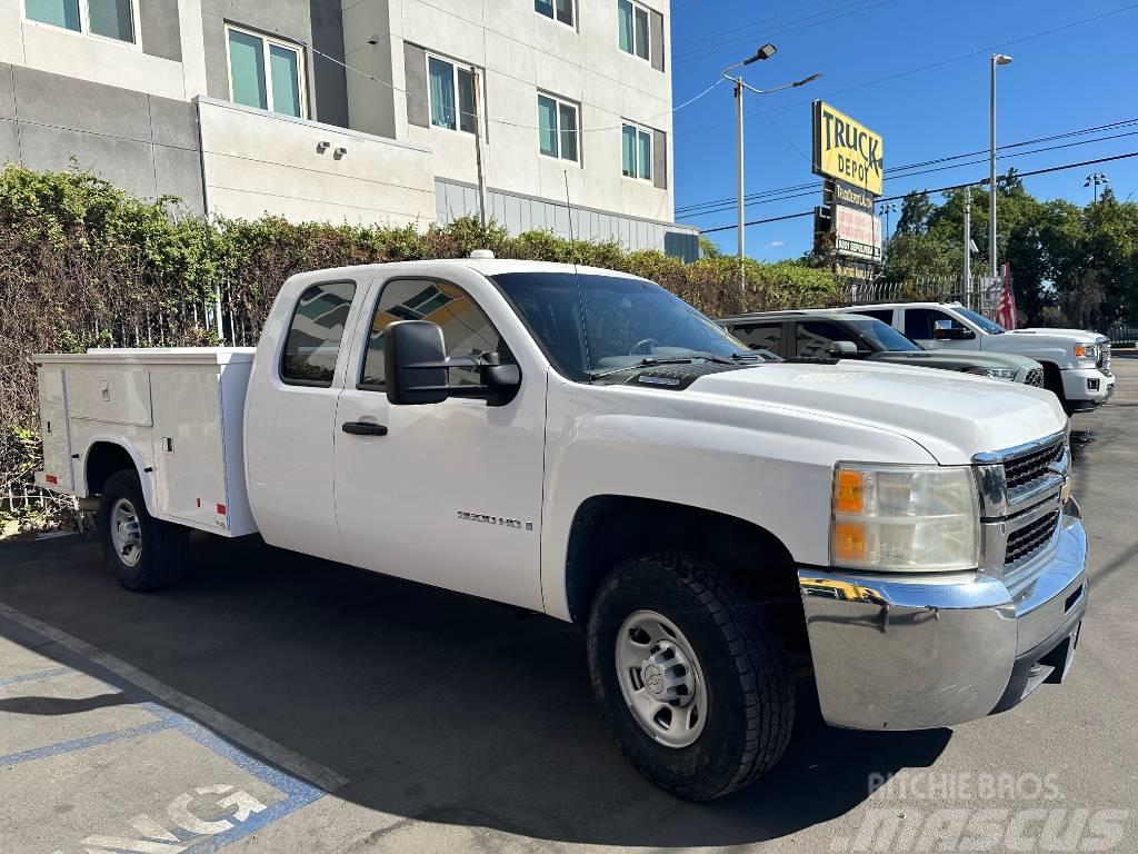 Chevrolet 2500 HD Caja abierta/laterales abatibles