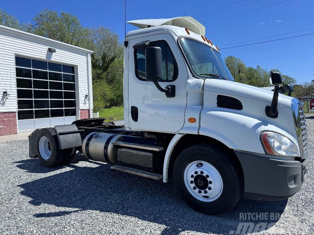 Freightliner Cascadia 113 Camiones tractor