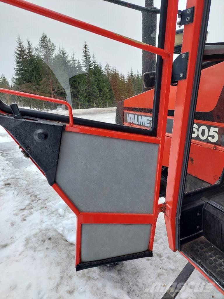 Valmet 605 3300h Tractores