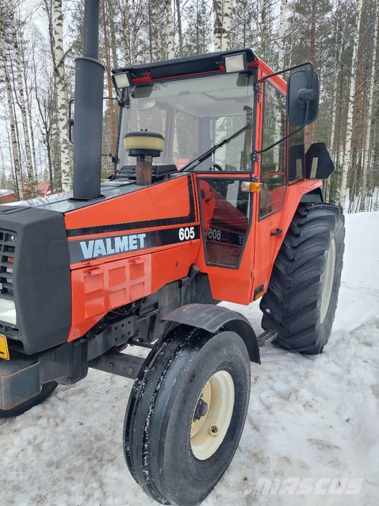 Valmet 605 3300h Tractores