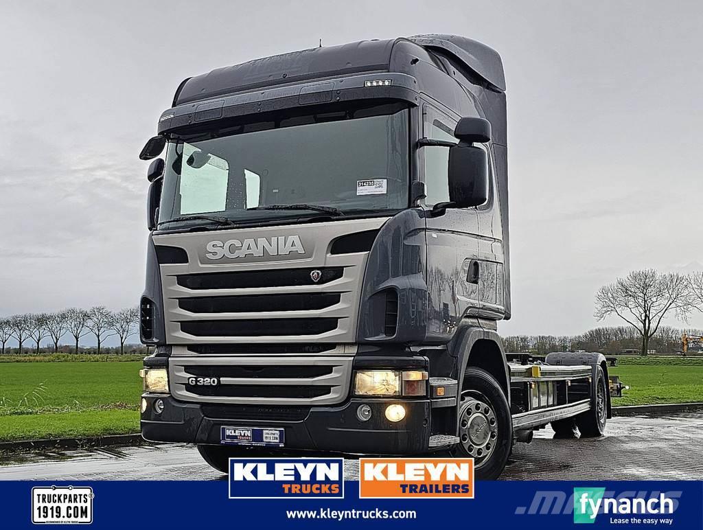 Scania G320 Camiones con chasís y cabina