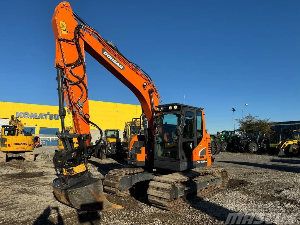 Doosan DX140LR-5 Excavadoras sobre orugas