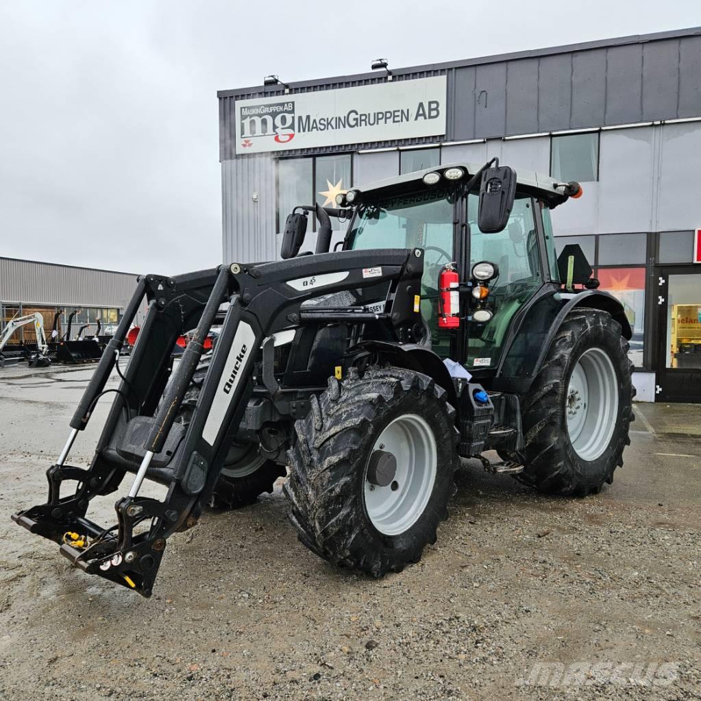 Massey Ferguson 5713S Tractores