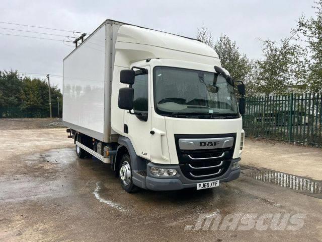 DAF LF180 Camiones con caja de remolque