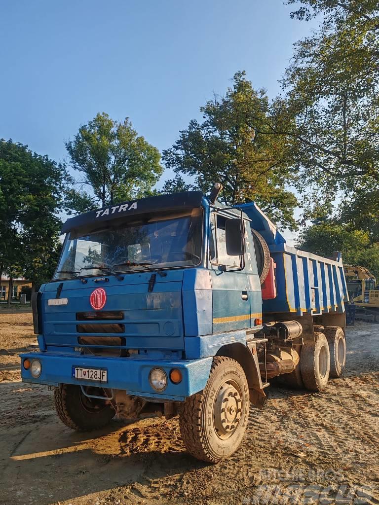 Tatra 815 S1 Vehículos compactos de volteo