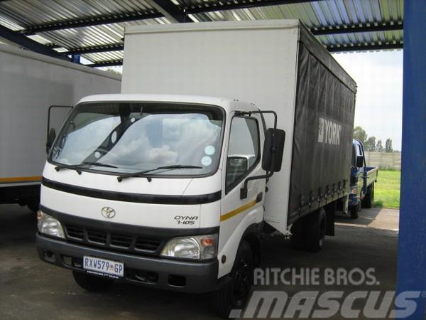 Toyota Dyna 7105 Camiones de caja de lona