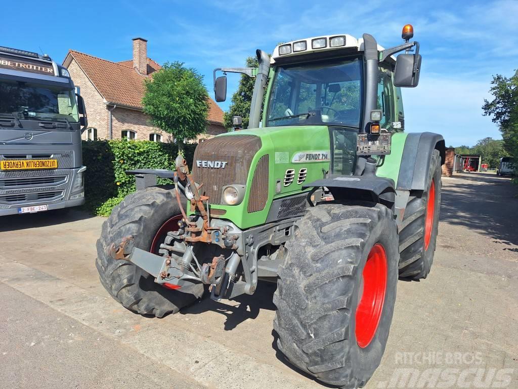 Fendt 714 Vario Tractores