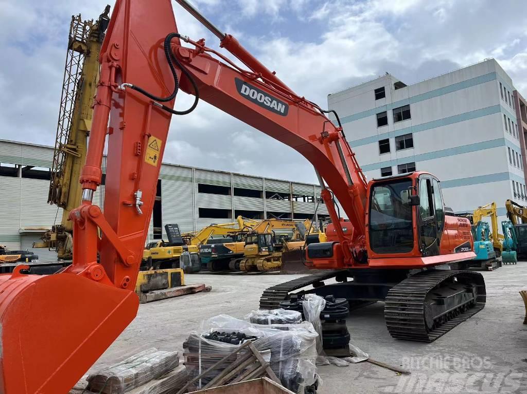 Doosan dx300 Excavadoras sobre orugas