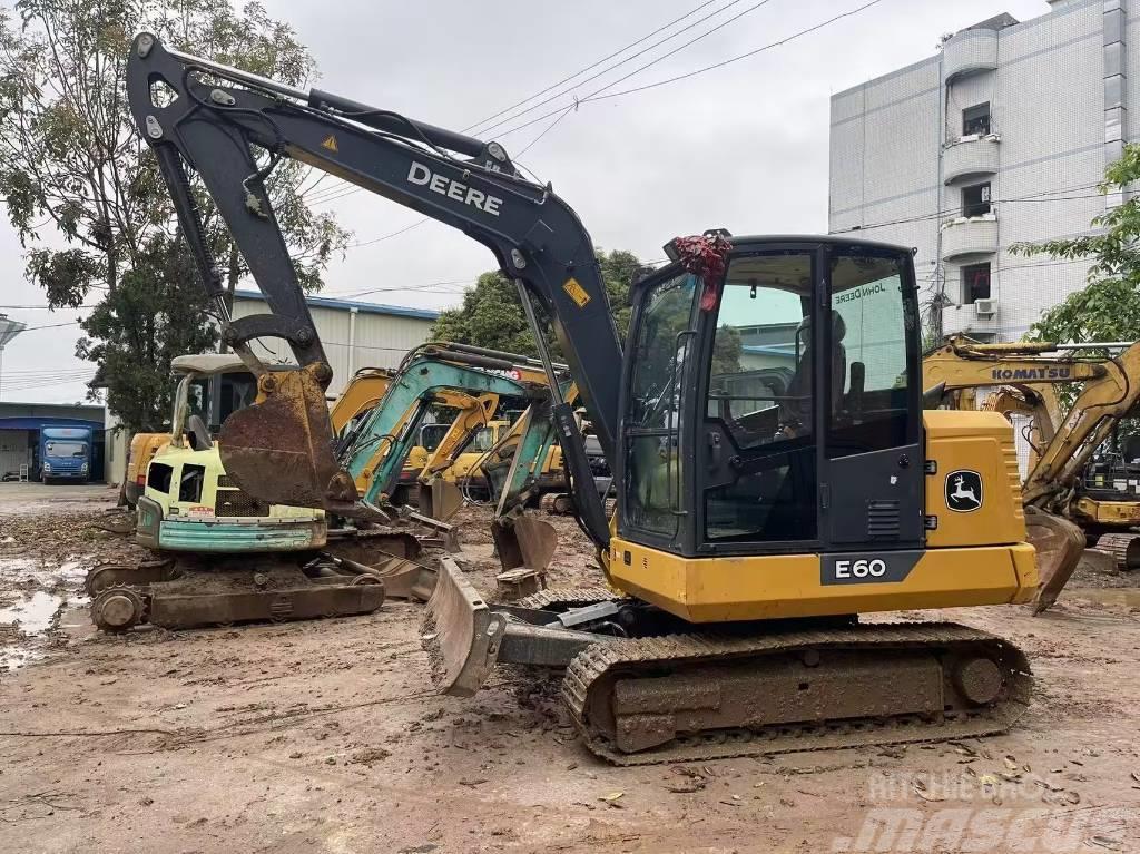 John Deere E60 Miniexcavadoras