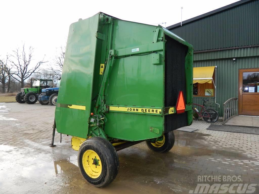 John Deere 550 Empacadoras circular