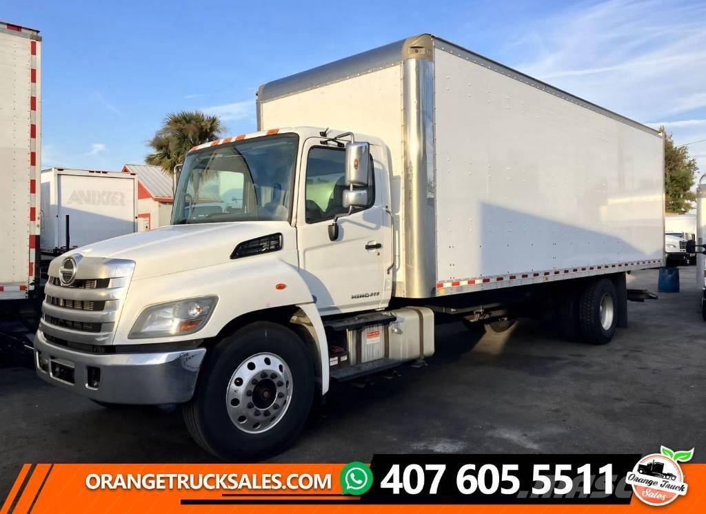 Hino 268 A Camiones con caja de remolque