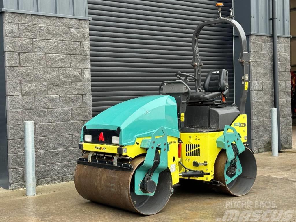 Ammann ARX 26 Rodillos de doble tambor