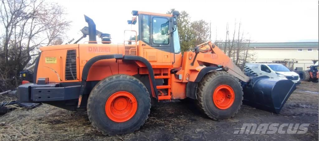 Doosan DL 300 Cargadoras sobre ruedas