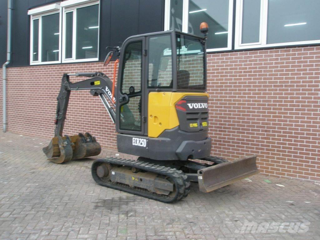 Volvo ECR25D Miniexcavadoras