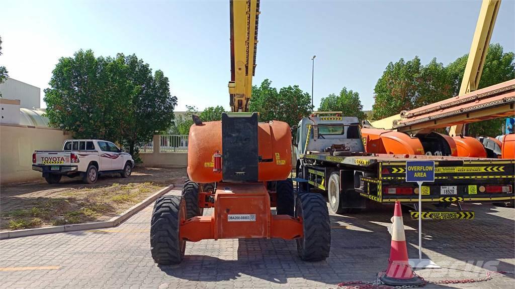 JLG 800AJ Plataformas con brazo de elevación manual