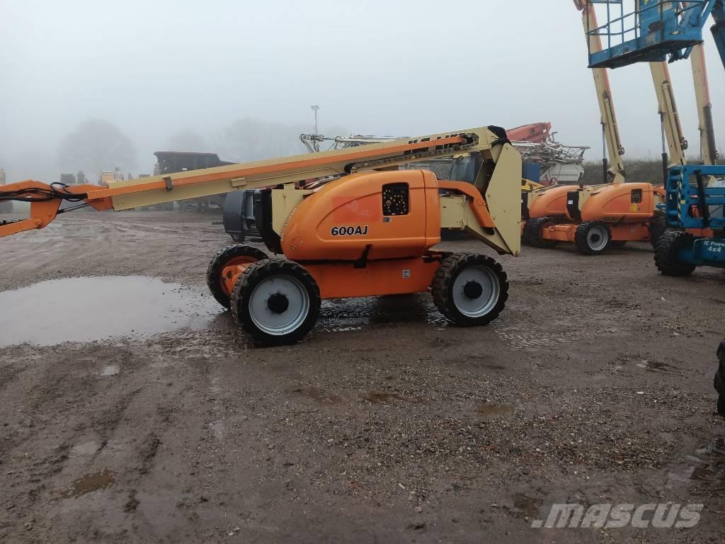 JLG 600 AJ Plataformas con brazo de elevación telescópico