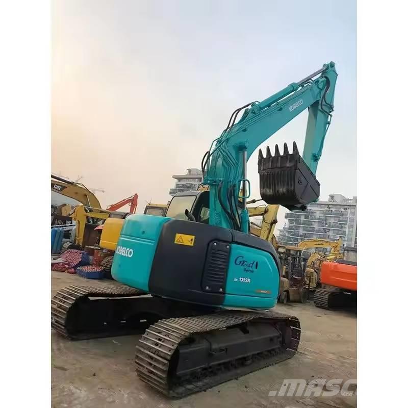 Kobelco SK 135 Excavadoras sobre orugas