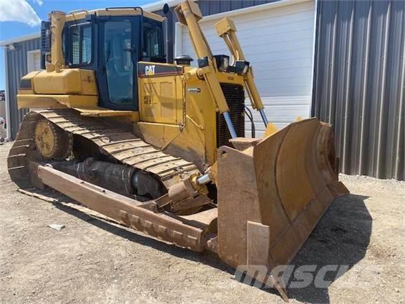 CAT D6R Buldozer sobre oruga