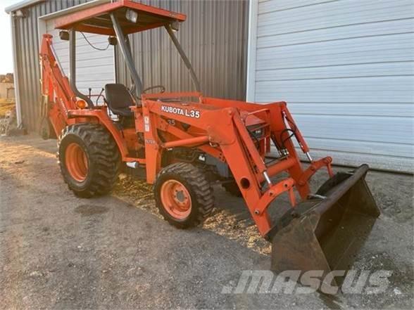 Kubota L35 Retrocargadoras