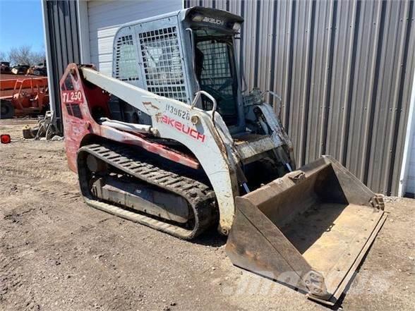 Takeuchi TL250 Minicargadoras