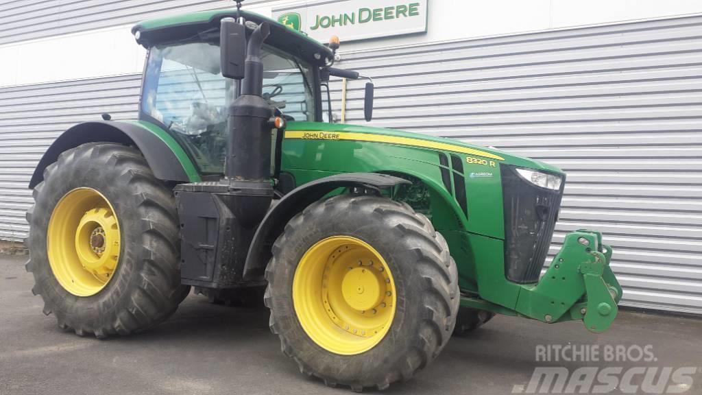 John Deere 8320 Tractores