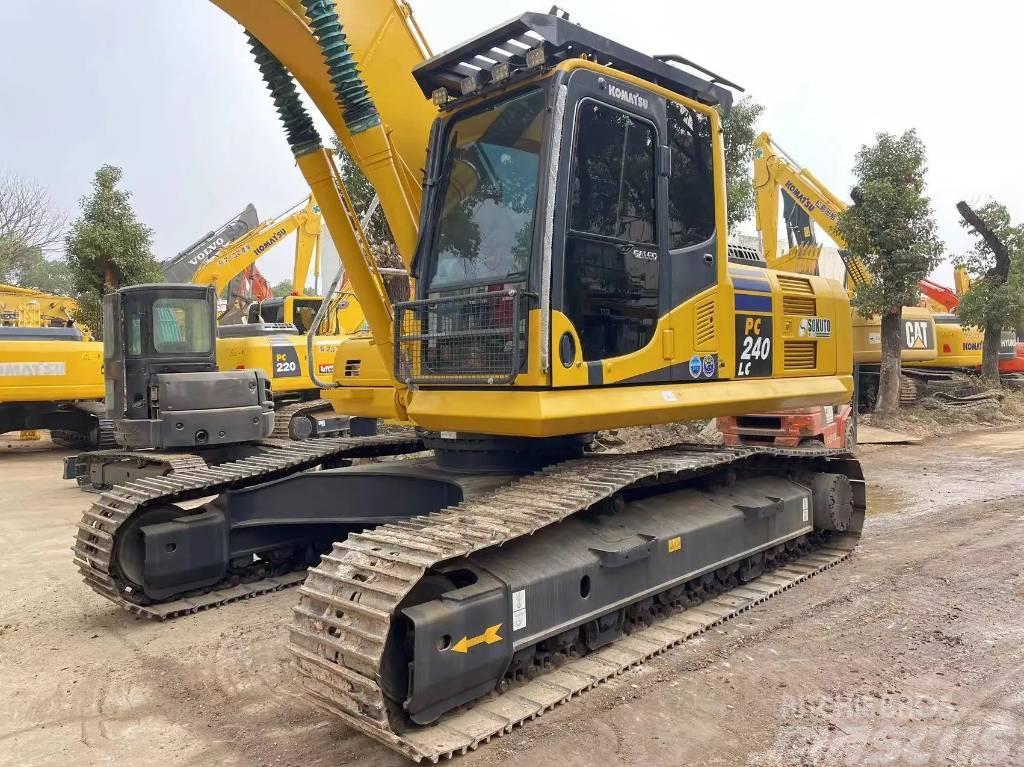 Komatsu PC240-8 Excavadoras sobre orugas