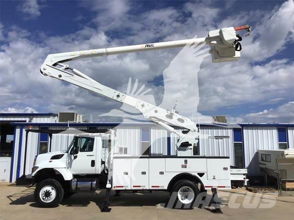 Altec AA55 Plataformas sobre camión