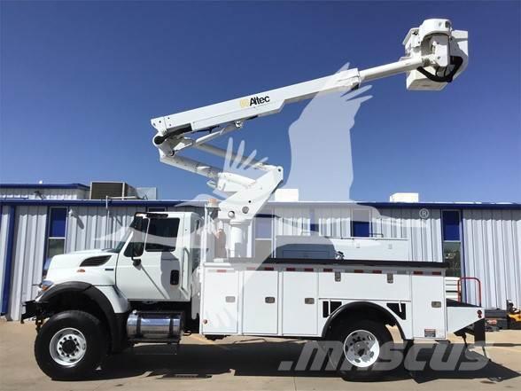 Altec TA40 Plataformas sobre camión