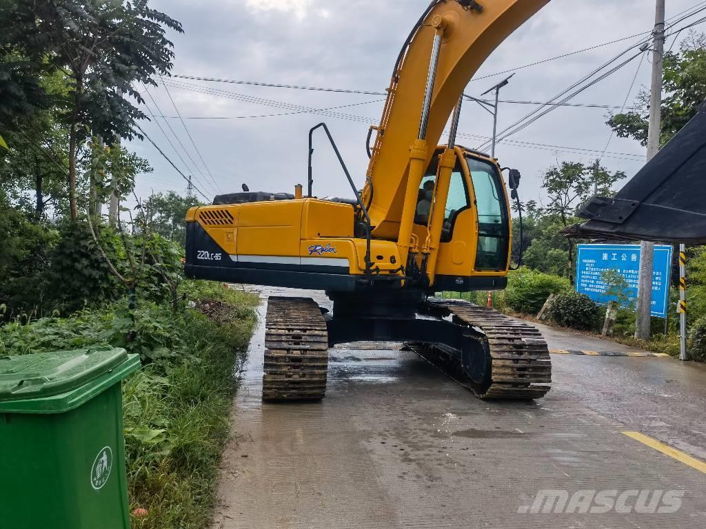 Hyundai robex220lc-9s Excavadoras sobre orugas