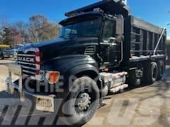 Mack CV 713 Bañeras basculantes usadas