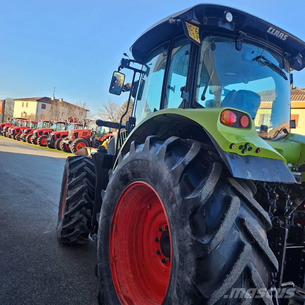 CLAAS Arion 550 Tractores