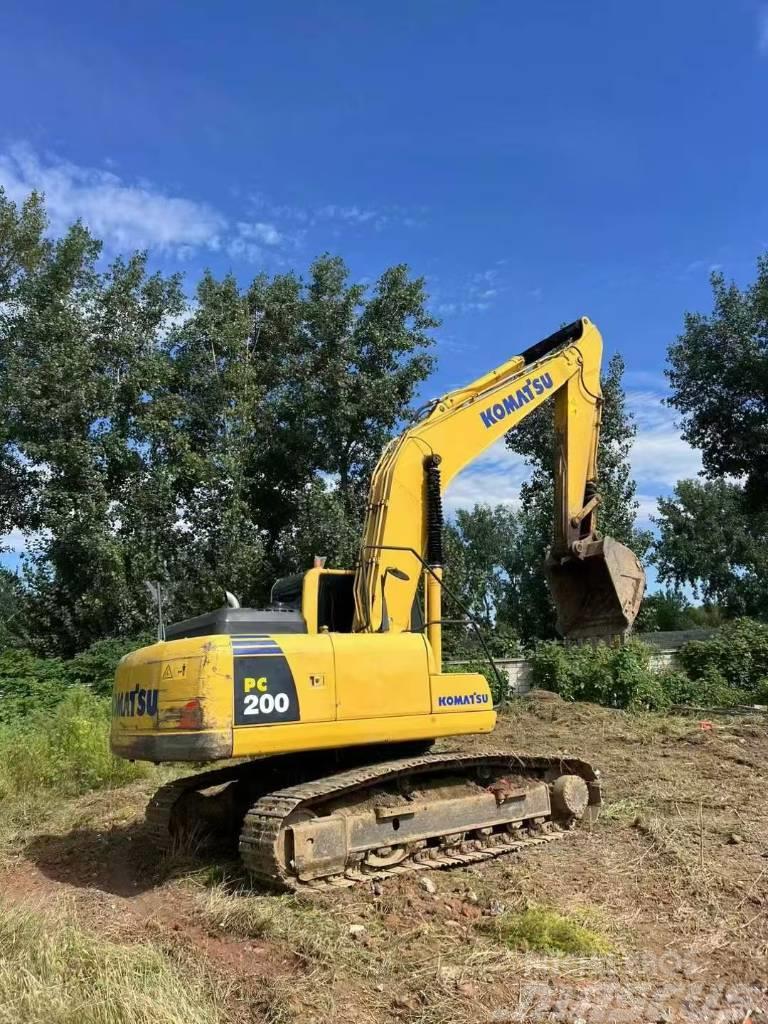 Komatsu PC 200 Excavadoras sobre orugas