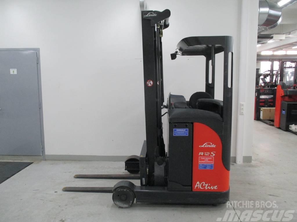 Linde R 12 Montacargas de alcance de gran altura