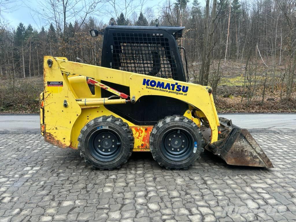 Komatsu SK 714 Minicargadoras