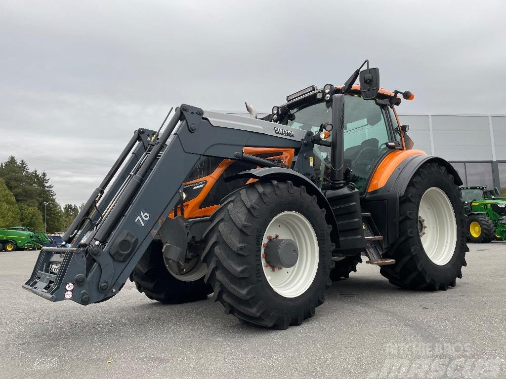 Valtra T 174 Tractores