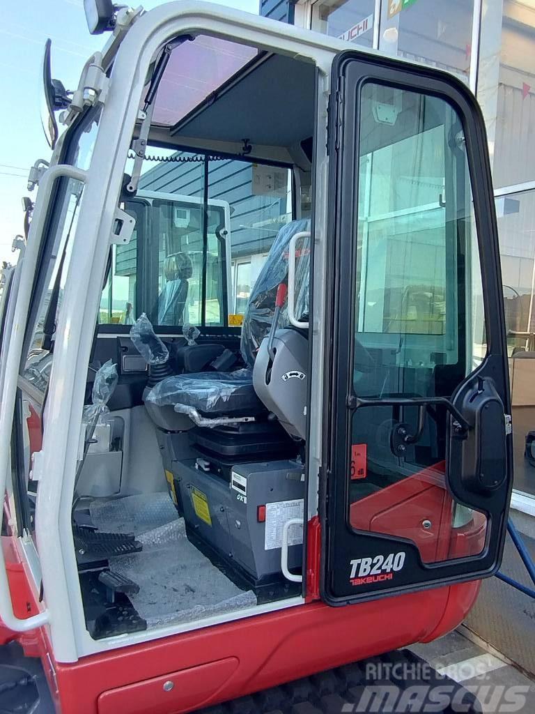 Takeuchi TB240 Miniexcavadoras