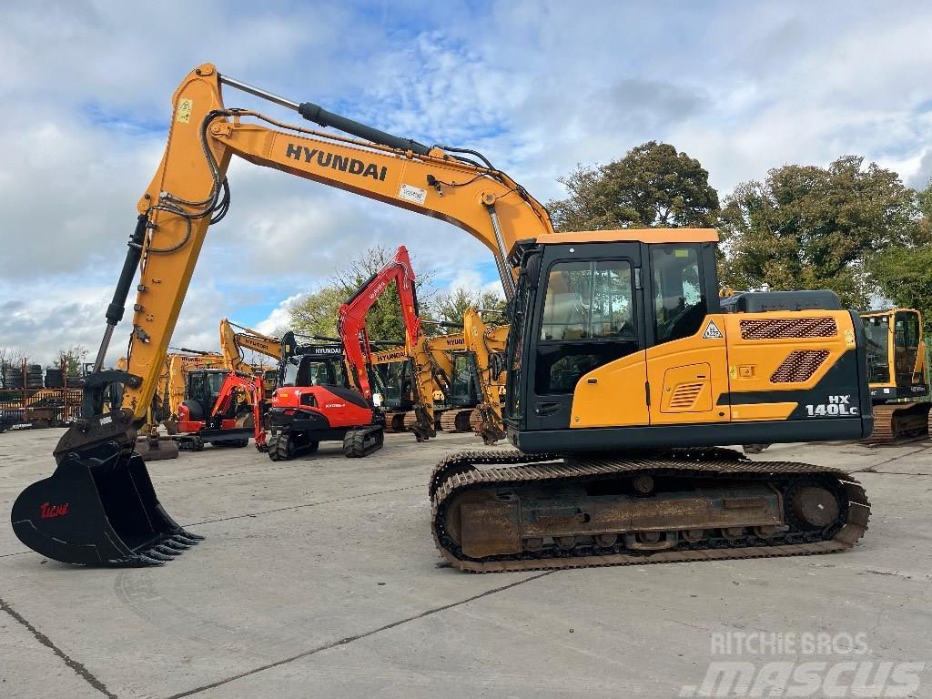 Hyundai HX140LC Excavadoras sobre orugas