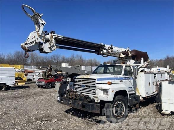 Altec D845BR Plataformas sobre camión