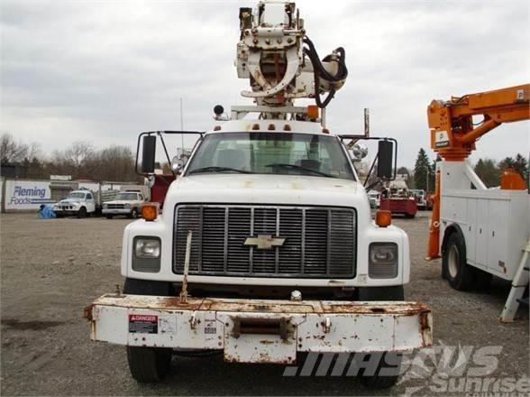 Altec D947BB Plataformas sobre camión