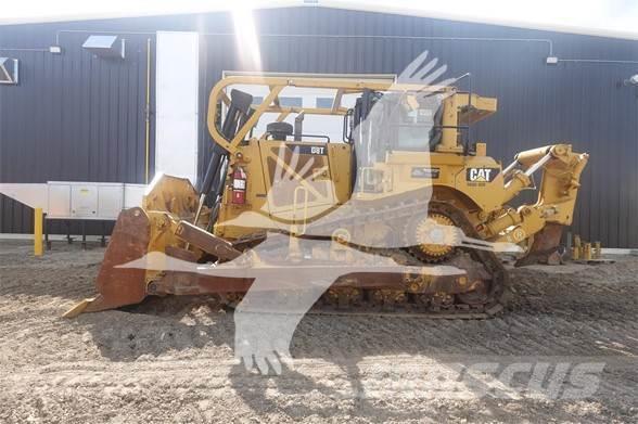 CAT D8T Buldozer sobre oruga