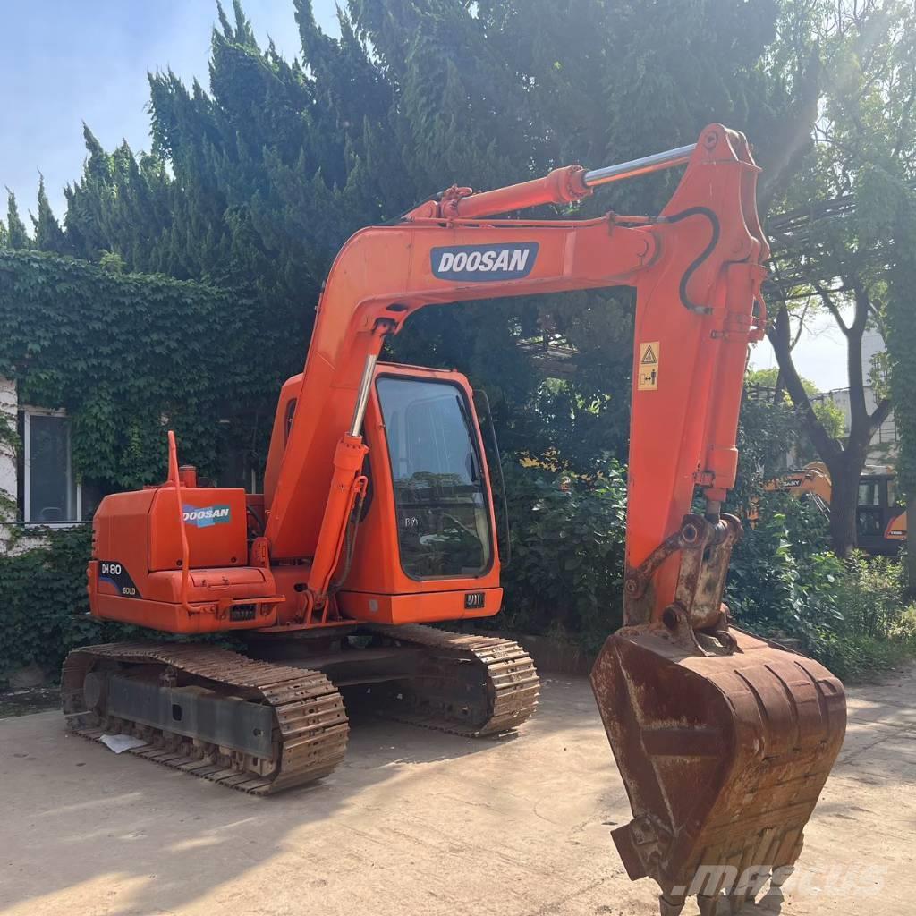 Doosan 80G Excavadoras sobre orugas