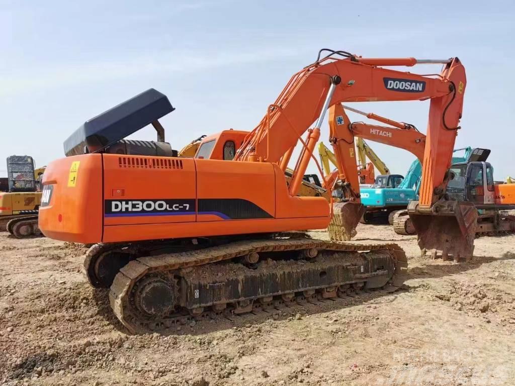 Doosan DH300LC-7 Excavadoras sobre orugas