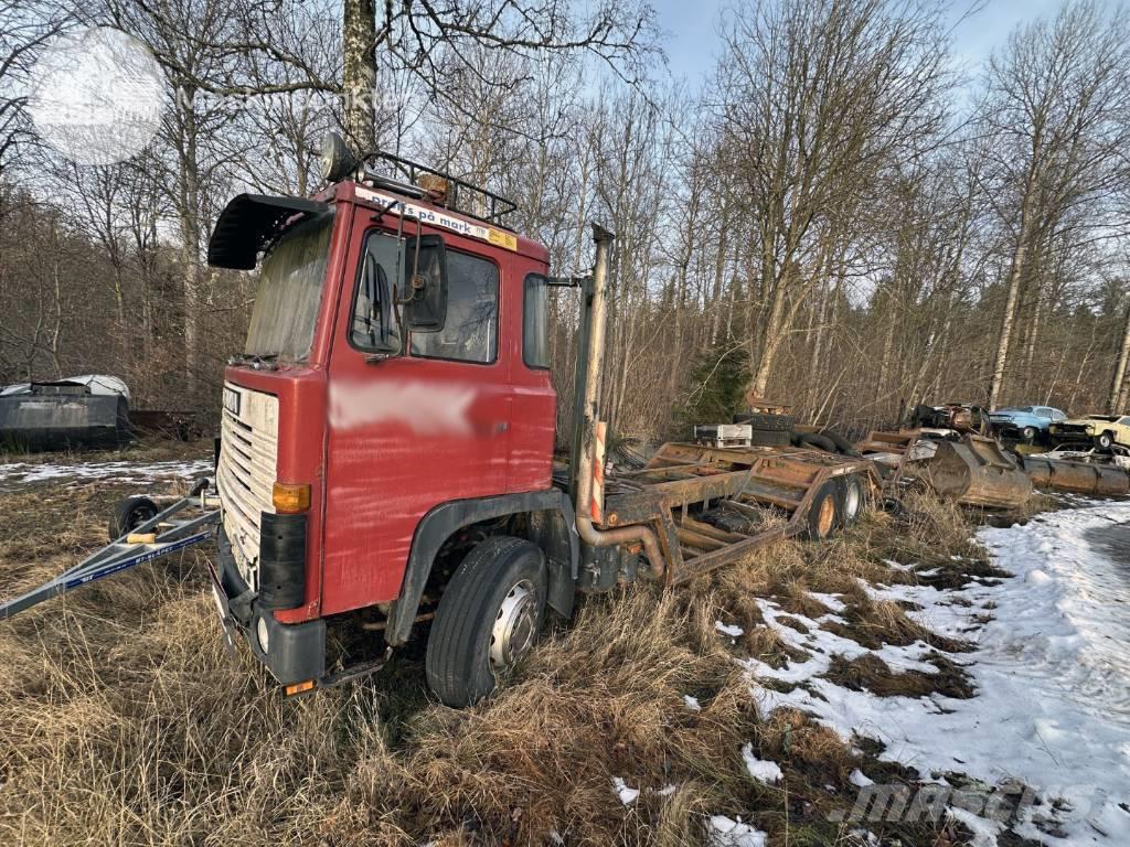 Scania T 141 Forest machine transport trucks