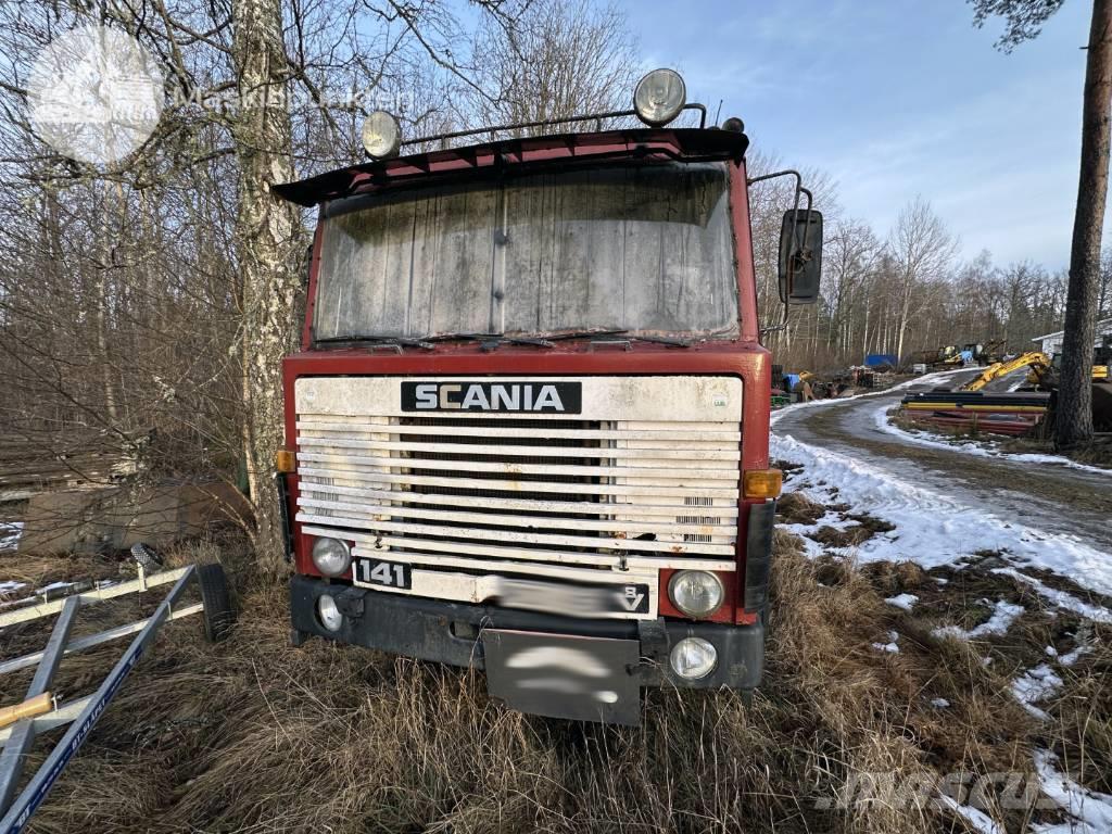 Scania T 141 Forest machine transport trucks