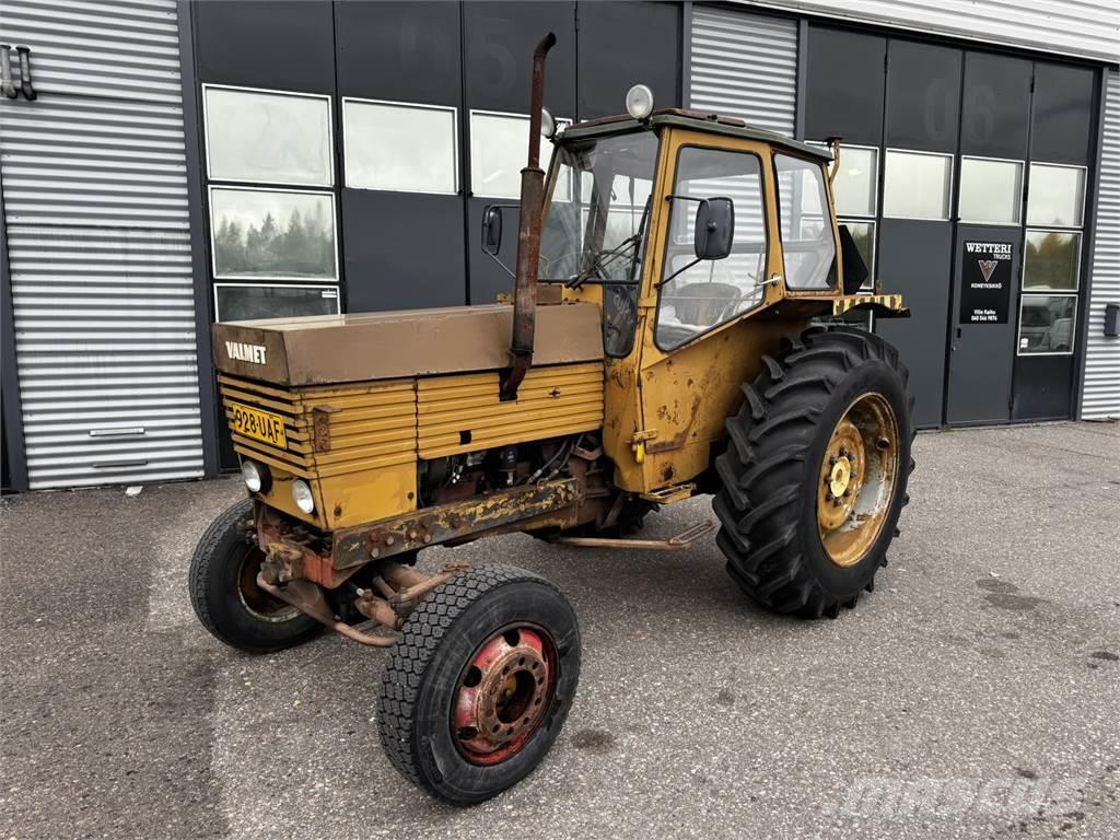 Valmet 702 Tractores