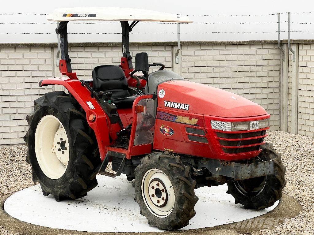 Yanmar AF330 Tractores