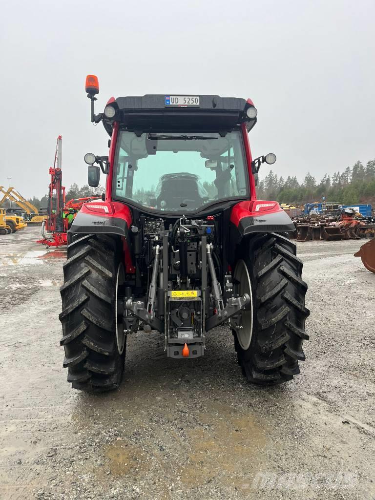 Valtra A 95 Tractores